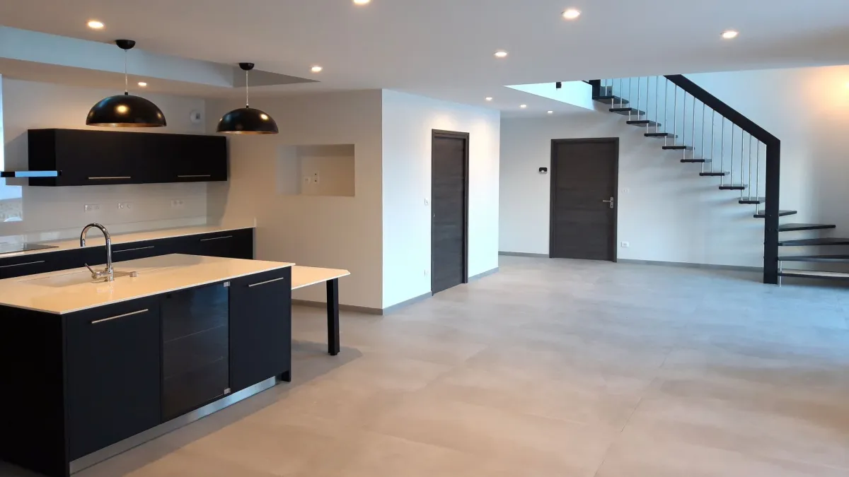 Entreprise travaux rénovation à Saint-étienne-du-grès pour tous vos projets de rénovation intérieure et extérieure